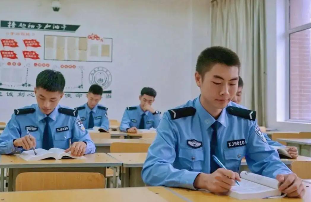 女生读警校哪个专业好，多元选择与发展潜力