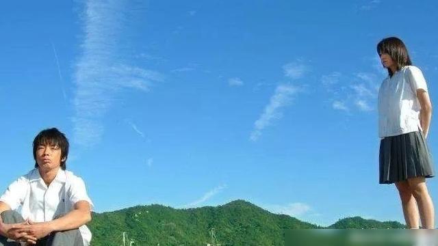 在喧嚣中的呐喊，对真实情感的呼唤