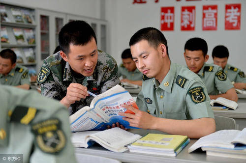 专科军校毕业即是军官吗？解读军事教育体制下的培养路径