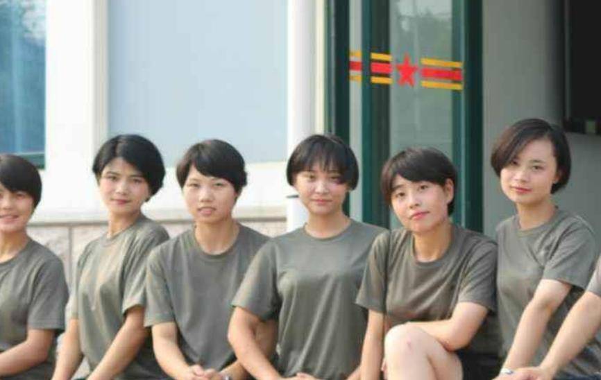 女生当兵后是否会变丑？解析一种普遍的误解
