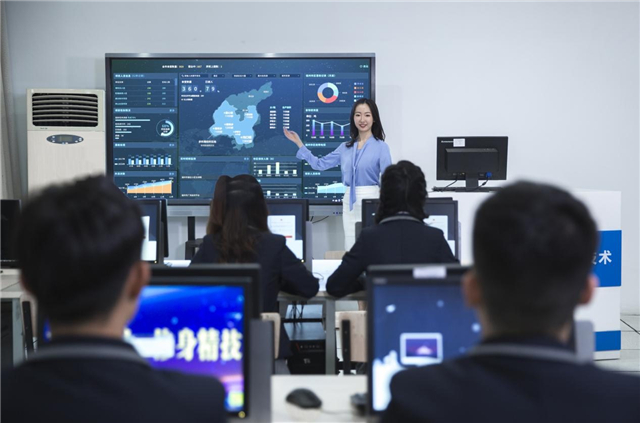 现在学什么专业最好，未来职业的黄金领域探索