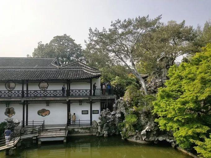 故人西辞黄鹤楼的背影
