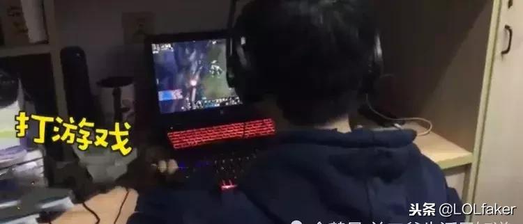 开篇概览香港开马开奖现场直播小说{