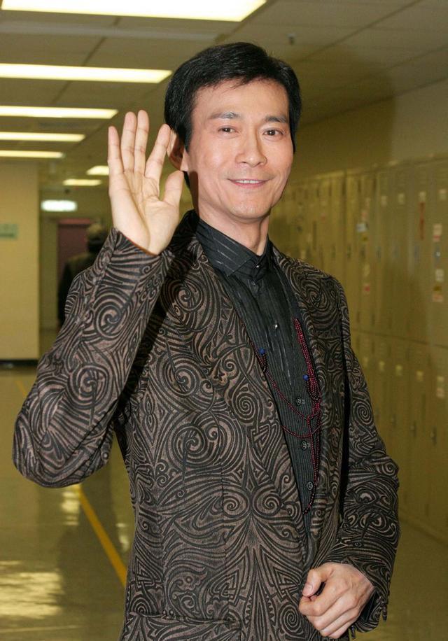 郑少秋演唱会2012经典演唱会{